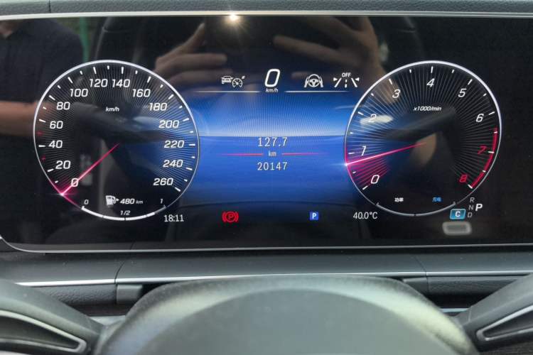 Used Mercedes-Benz GLE 2024 Refreshed GLE 350 4MATIC Stylish Edition Odometer Close Up