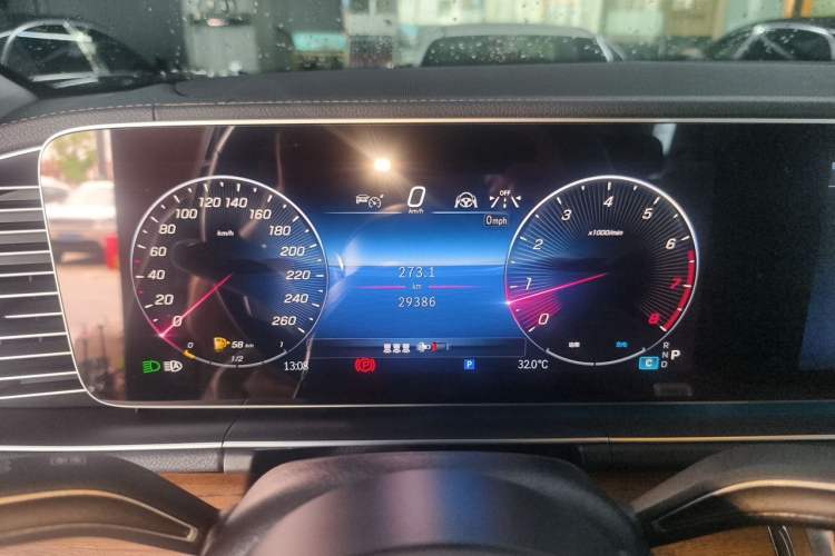 Used Mercedes-Benz GLE 2024 GLE 450 4MATIC Stylish Model Odometer Close Up