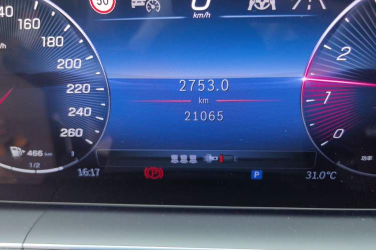Used Mercedes-Benz GLE 2024 Refreshed GLE 350 4MATIC Stylish Edition Odometer Close Up