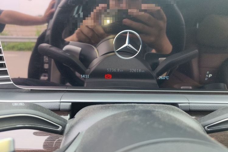 Used Mercedes-Benz GLE 2024 Refreshed GLE 350 4MATIC Stylish Edition Odometer Close Up