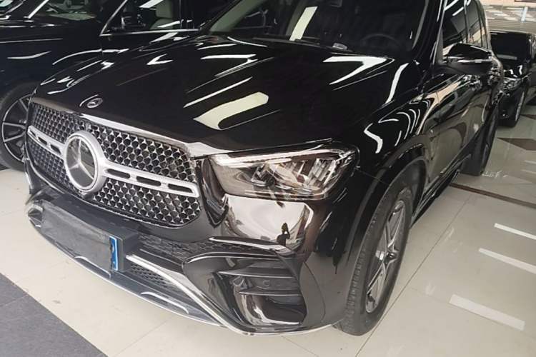 Used Mercedes-Benz GLE 2024 GLE 450 4MATIC Stylish Model Guazi used car, China used car export, Used car for sale, Used  cars, Cheapest cars for sale