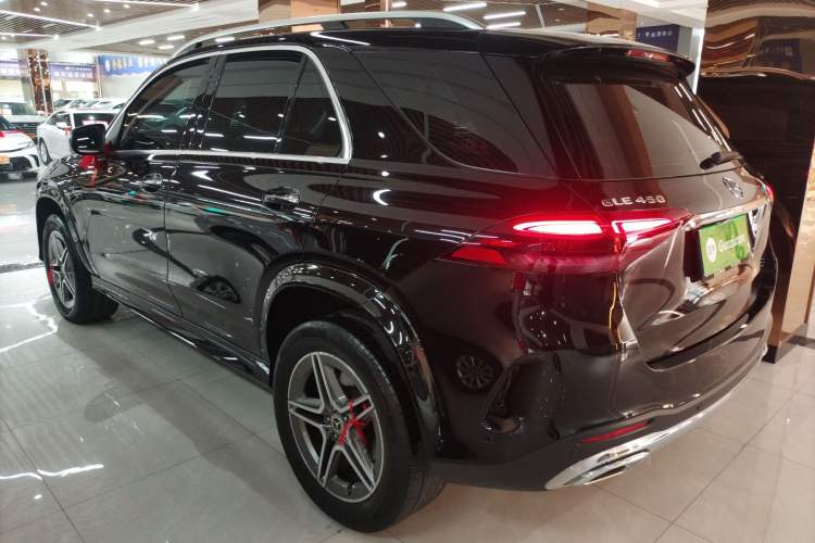 Used Mercedes-Benz GLE 2024 GLE 450 4MATIC Stylish Model Rear Left 45 Deg