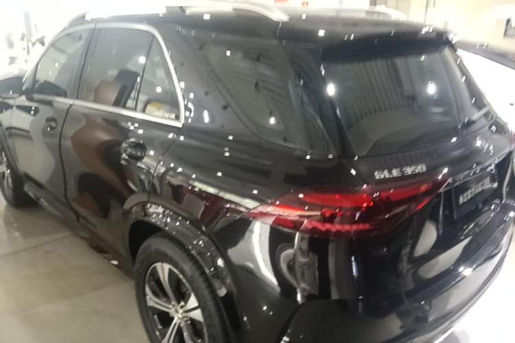 Used Mercedes-Benz GLE 2024 GLE 350 4MATIC Dynamic Edition Rear Left 45 Deg