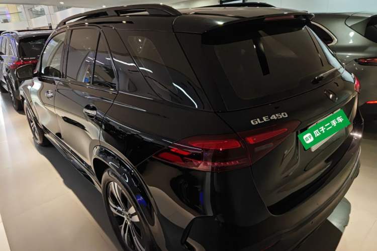 Used Mercedes-Benz GLE 2024 GLE 350 4MATIC Stylish Model Rear Left 45 Deg
