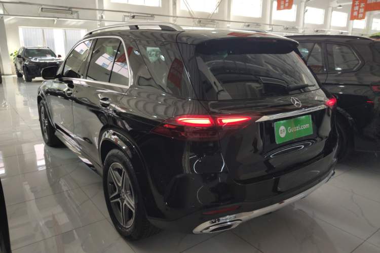 Used Mercedes-Benz GLE 2024 GLE 450 4MATIC Stylish Model Rear Left 45 Deg