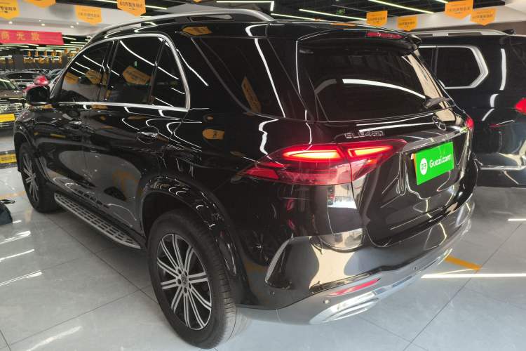 Used Mercedes-Benz GLE 2024 Refreshed GLE 350 4MATIC Stylish Edition Rear Left 45 Deg