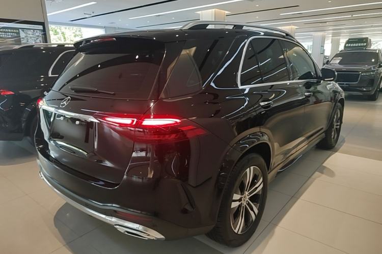 Used Mercedes-Benz GLE 2024 GLE 350 4MATIC Stylish Model Rear Right 45 Deg