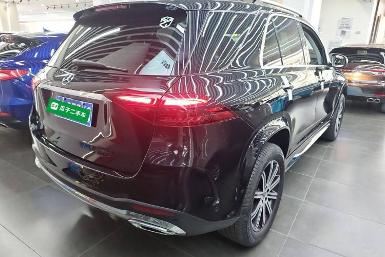Used Mercedes-Benz GLE 2024 Refreshed GLE 350 4MATIC Stylish Edition Rear Right 45 Deg
