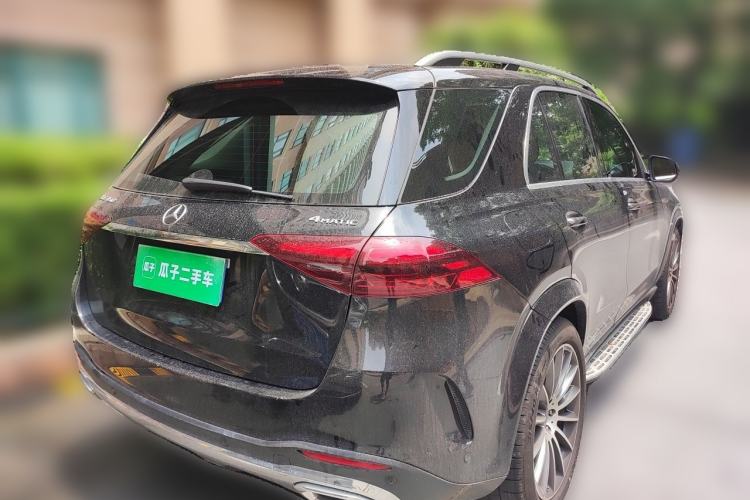 Used Mercedes-Benz GLE 2024 GLE 450 4MATIC Luxury Model Rear Right 45 Deg