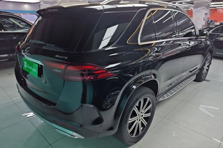 Used Mercedes-Benz GLE 2024 Refreshed GLE 350 4MATIC Stylish Edition Rear Right 45 Deg
