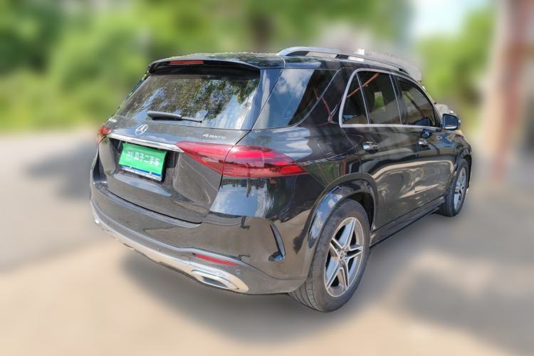 Used Mercedes-Benz GLE 2024 GLE 450 4MATIC Stylish Model Rear Right 45 Deg