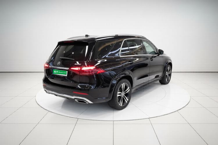 Used Mercedes-Benz GLE 2024 GLE 350 4MATIC Stylish Model Rear Right 45 Deg