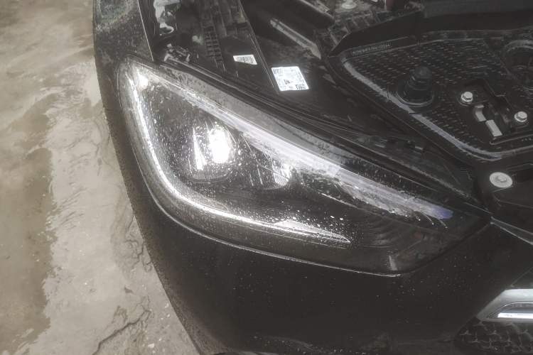 Used Mercedes-Benz GLE 2024 GLE 350 4MATIC Stylish Model Right Front Headlight