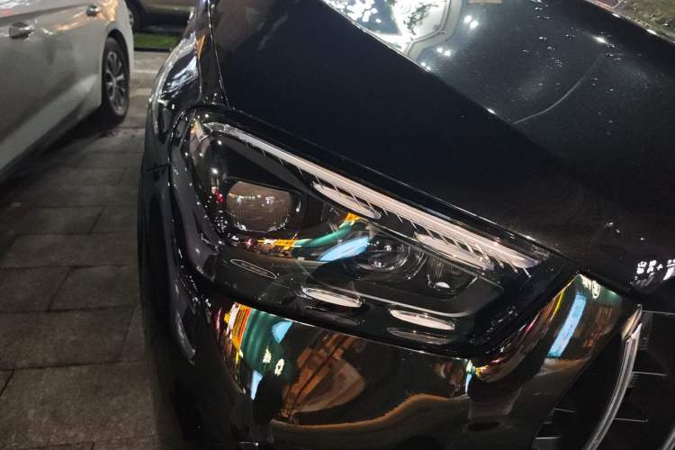 Used Mercedes-Benz GLE 2024 GLE 450 4MATIC Luxury Model Right Front Headlight