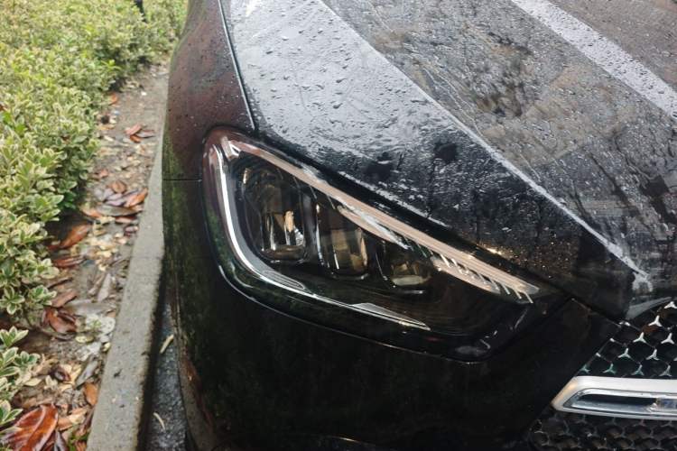 Used Mercedes-Benz GLE 2024 GLE 450 4MATIC AMG Line Right Front Headlight