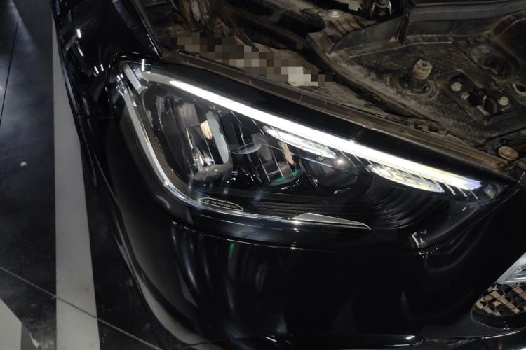 Used Mercedes-Benz GLE 2024 Refreshed GLE 350 4MATIC Stylish Edition Right Front Headlight