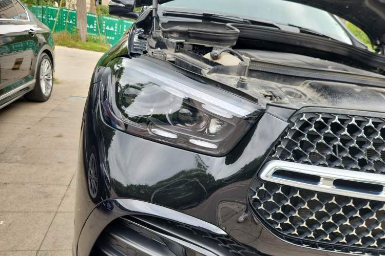 Used Mercedes-Benz GLE 2024 GLE 450 4MATIC Luxury Model Right Front Headlight