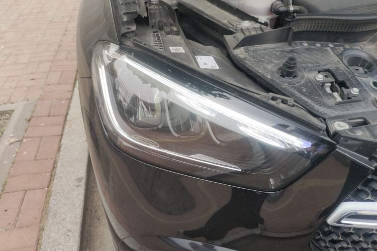 Used Mercedes-Benz GLE 2024 GLE 350 4MATIC Stylish Model Right Front Headlight