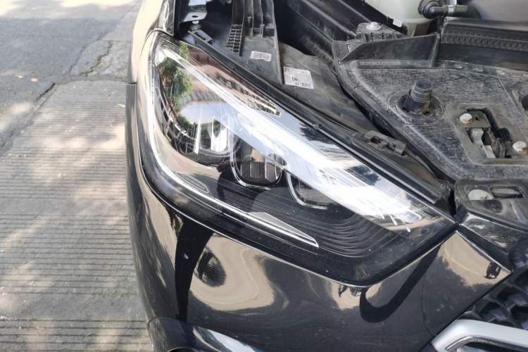 Used Mercedes-Benz GLE 2024 GLE 350 4MATIC Stylish Model Right Front Headlight