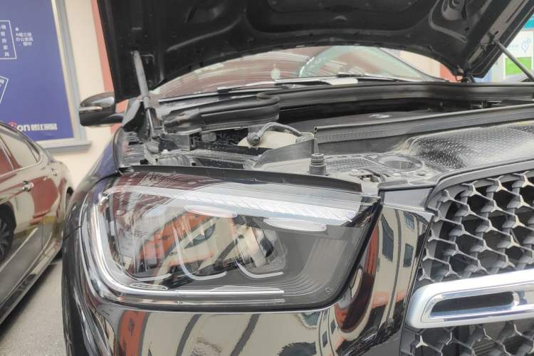 Used Mercedes-Benz GLE 2024 GLE 350 4MATIC Stylish Model Right Front Headlight