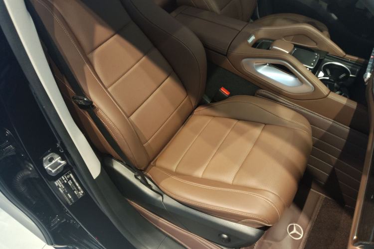 Used Mercedes-Benz GLE 2024 GLE 350 4MATIC Stylish Model Right Front Seat