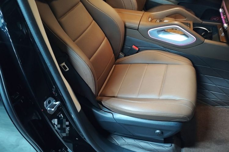 Used Mercedes-Benz GLE 2024 GLE 450 4MATIC Stylish Model Right Front Seat
