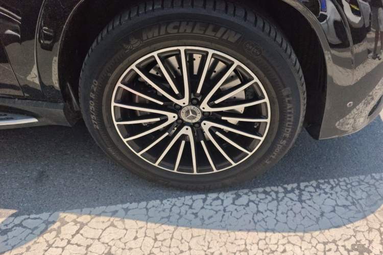 Used Mercedes-Benz GLE 2024 GLE 450 4MATIC Stylish Model Right Front Wheel Hub