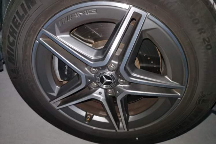 Used Mercedes-Benz GLE 2024 GLE 450 4MATIC Stylish Model Right Front Wheel Hub