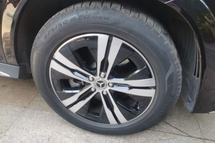 Used Mercedes-Benz GLE 2024 GLE 350 4MATIC Dynamic Edition Right Front Wheel Hub