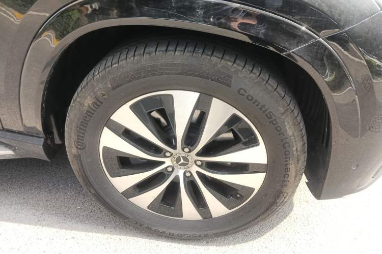 Used Mercedes-Benz GLE 2024 GLE 350 4MATIC Stylish Model Right Front Wheel Hub