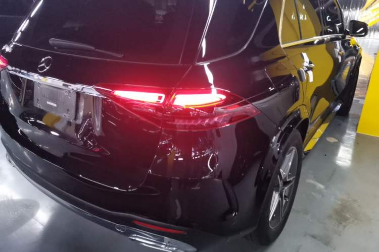 Used Mercedes-Benz GLE 2024 GLE 450 4MATIC Stylish Model Right Rear Taillight
