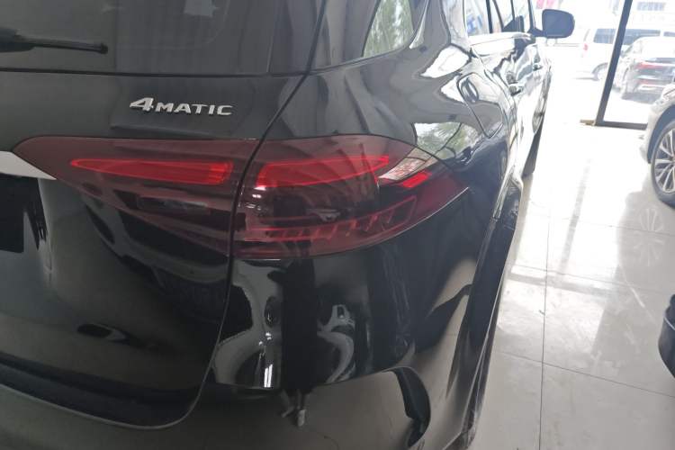 Used Mercedes-Benz GLE 2024 GLE 450 4MATIC Stylish Model Right Rear Taillight