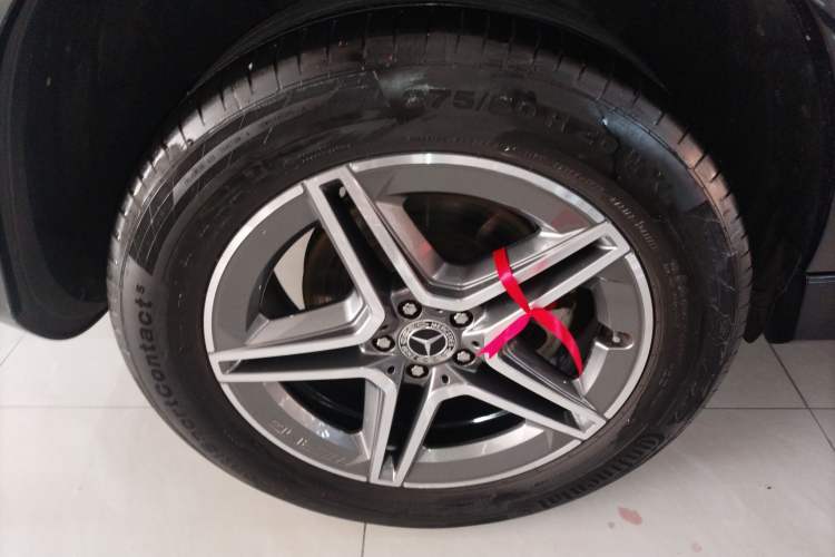 Used Mercedes-Benz GLE 2024 GLE 450 4MATIC Stylish Model Right Rear Wheel Hub
