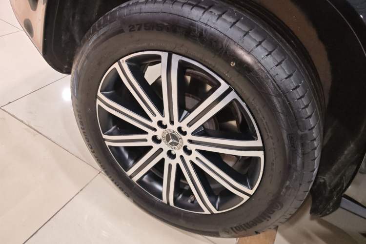 Used Mercedes-Benz GLE 2024 Refreshed GLE 350 4MATIC Stylish Edition Right Rear Wheel Hub
