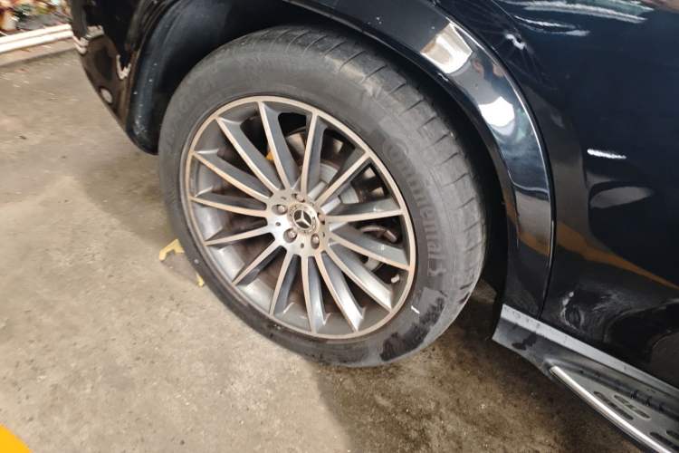 Used Mercedes-Benz GLE 2024 GLE 450 4MATIC Luxury Model Right Rear Wheel Hub