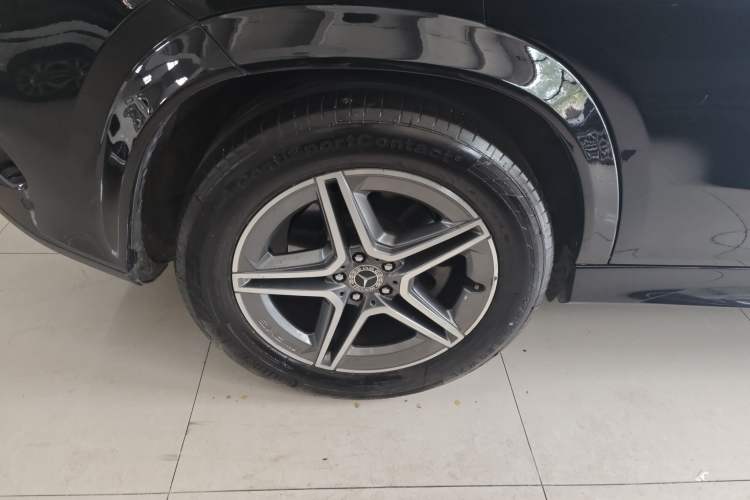 Used Mercedes-Benz GLE 2024 GLE 450 4MATIC Stylish Model Right Rear Wheel Hub