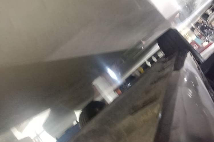 Used Mercedes-Benz GLE 2024 GLE 350 4MATIC Dynamic Edition Right Side Sill