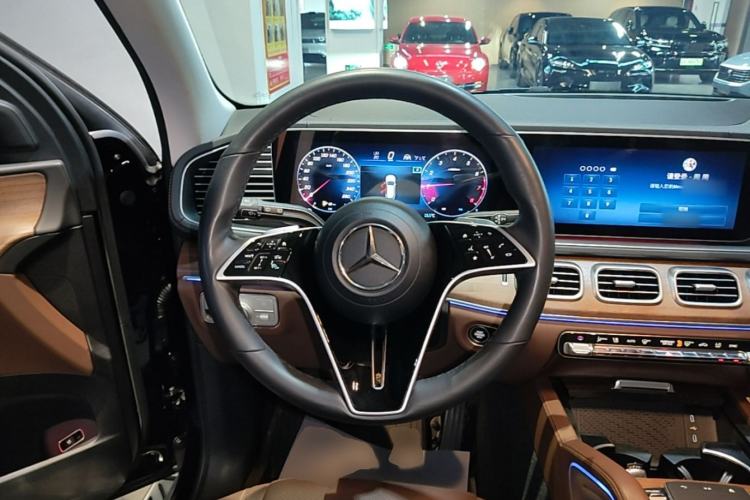 Used Mercedes-Benz GLE 2024 GLE 450 4MATIC Stylish Model Steering Wheel