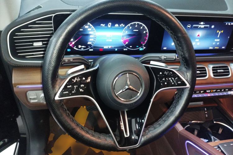 Used Mercedes-Benz GLE 2024 GLE 450 4MATIC Stylish Model Steering Wheel