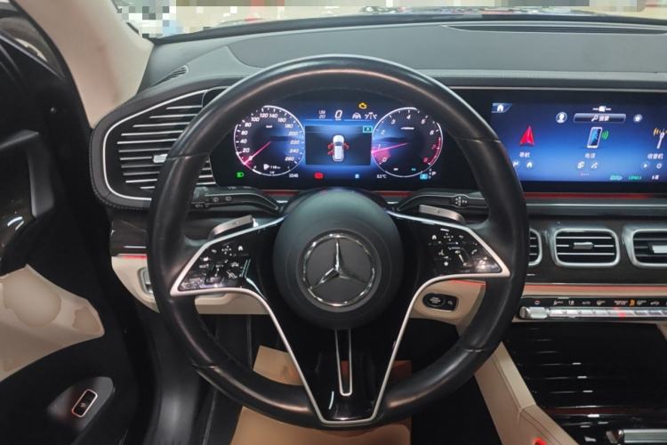 Used Mercedes-Benz GLE 2024 Refreshed GLE 350 4MATIC Stylish Edition Steering Wheel