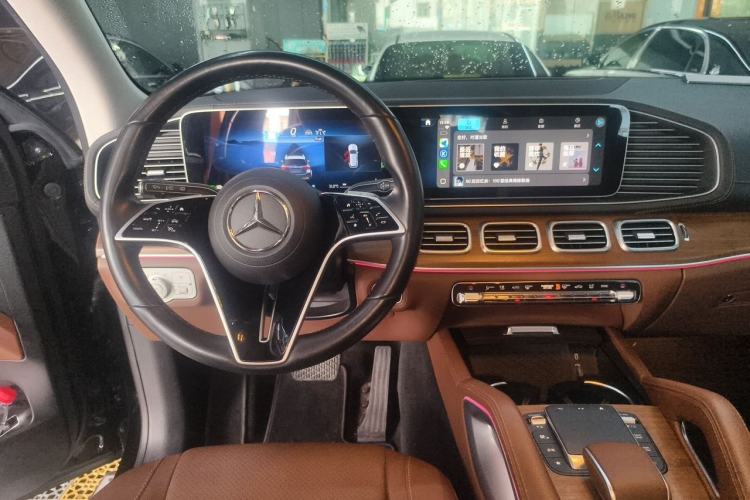 Used Mercedes-Benz GLE 2024 GLE 450 4MATIC Stylish Model Steering Wheel