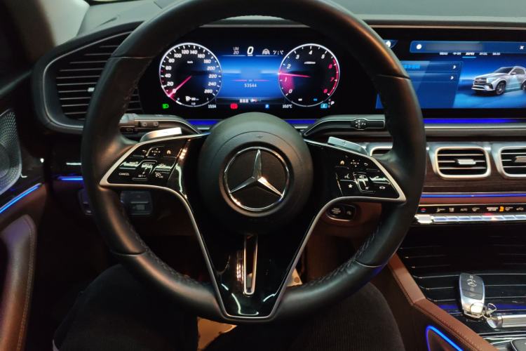 Used Mercedes-Benz GLE 2024 GLE 350 4MATIC Stylish Model Steering Wheel