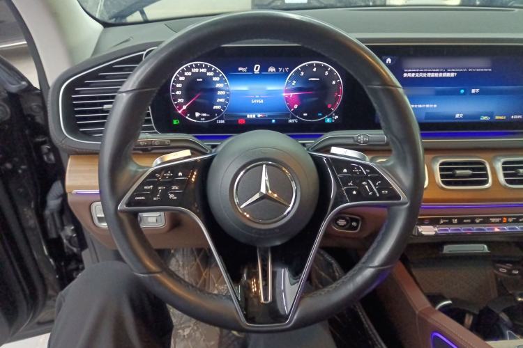 Used Mercedes-Benz GLE 2024 GLE 450 4MATIC Stylish Model Steering Wheel