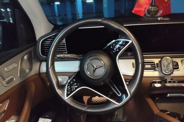 Used Mercedes-Benz GLE 2024 GLE 350 4MATIC Dynamic Edition Steering Wheel