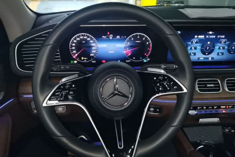 Used Mercedes-Benz GLE 2024 GLE 450 4MATIC Stylish Model Steering Wheel