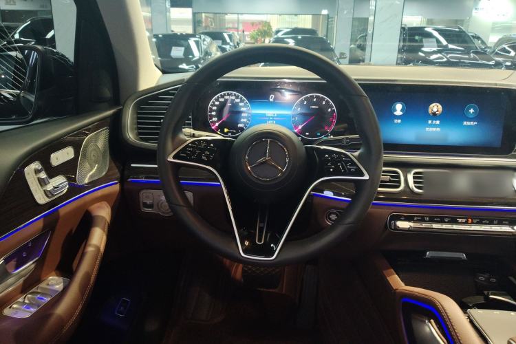 Used Mercedes-Benz GLE 2024 GLE 350 4MATIC Stylish Model Steering Wheel
