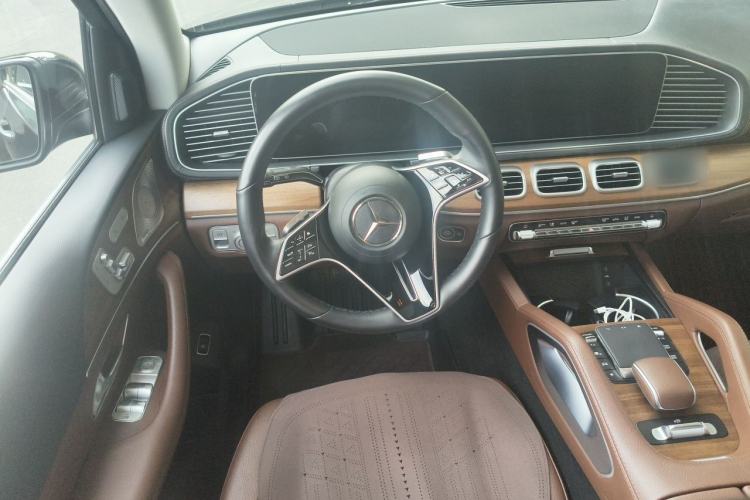 Used Mercedes-Benz GLE 2024 GLE 450 4MATIC Stylish Model Steering Wheel