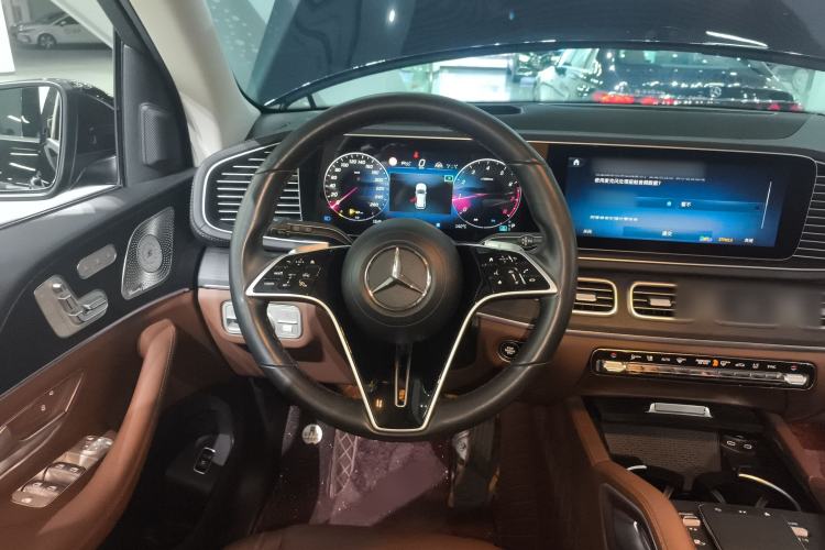 Used Mercedes-Benz GLE 2024 GLE 450 4MATIC Luxury Model Steering Wheel