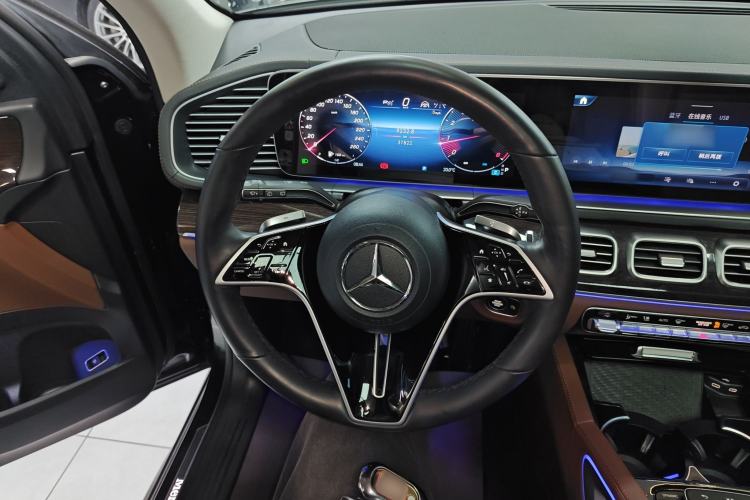 Used Mercedes-Benz GLE 2024 Refreshed GLE 350 4MATIC Stylish Edition Steering Wheel