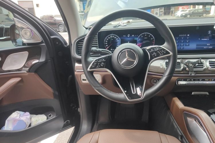 Used Mercedes-Benz GLE 2024 GLE 350 4MATIC Stylish Model Steering Wheel